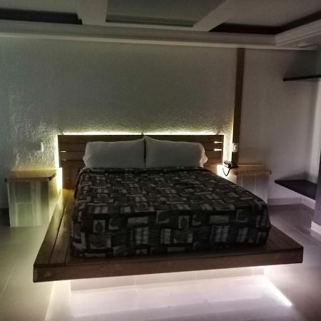 Motel Oasis Mexico Tlalnepantla  Ngoại thất bức ảnh